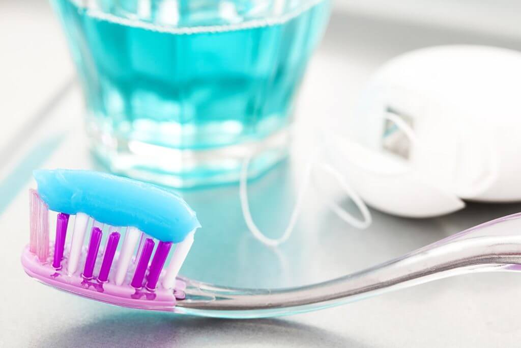 Фото: Средства для гигиены рта в стоматологии разнообразны, их подбирают индивидуально